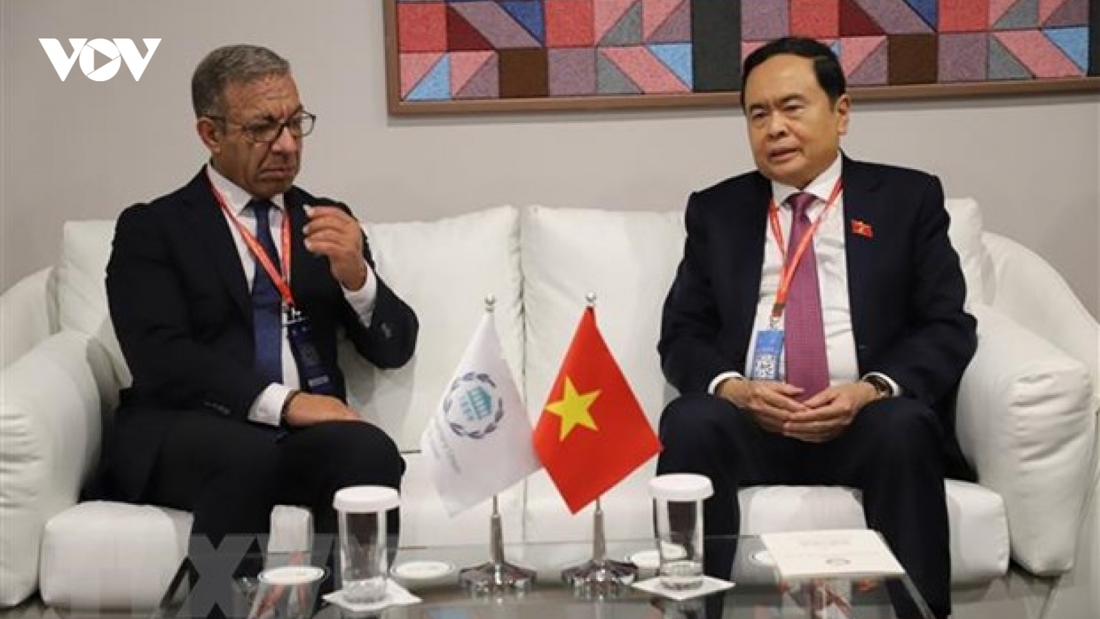 Phó Chủ tịch Quốc hội Trần Thanh Mẫn gặp lãnh đạo IPU và Quốc hội Lào