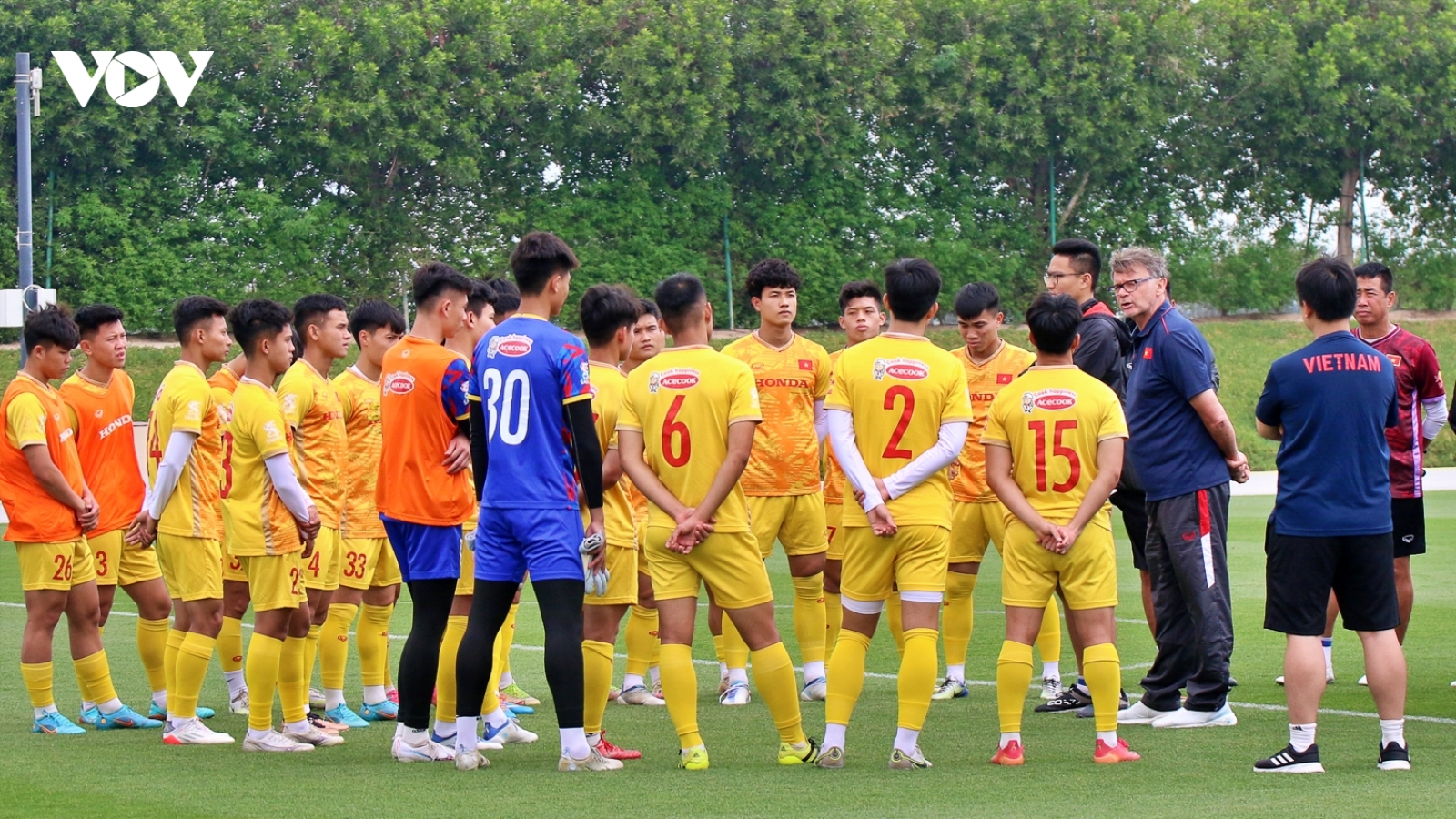 HLV Troussier nói lời gan ruột với học trò trước trận đấu với U23 Kyrgyzstan
