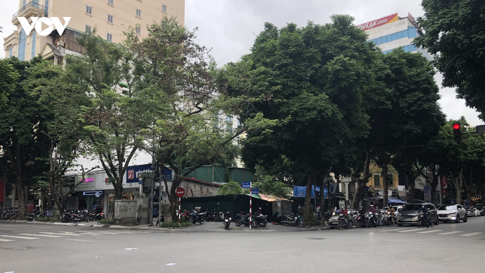 Cưỡng chế kiểm đếm bắt buộc chủ sử dụng nhà đất tại dự án xây Trường TH Võ Thị Sáu