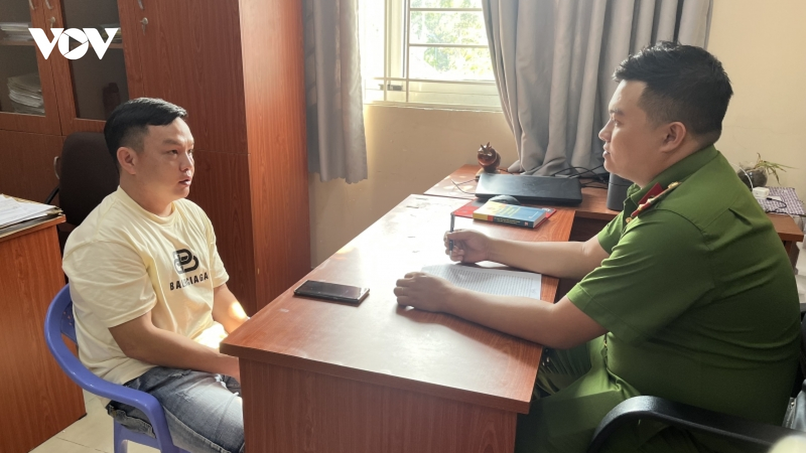 Nghi phạm cuối cùng trong vụ dùng súng cướp ngân hàng ra đầu thú