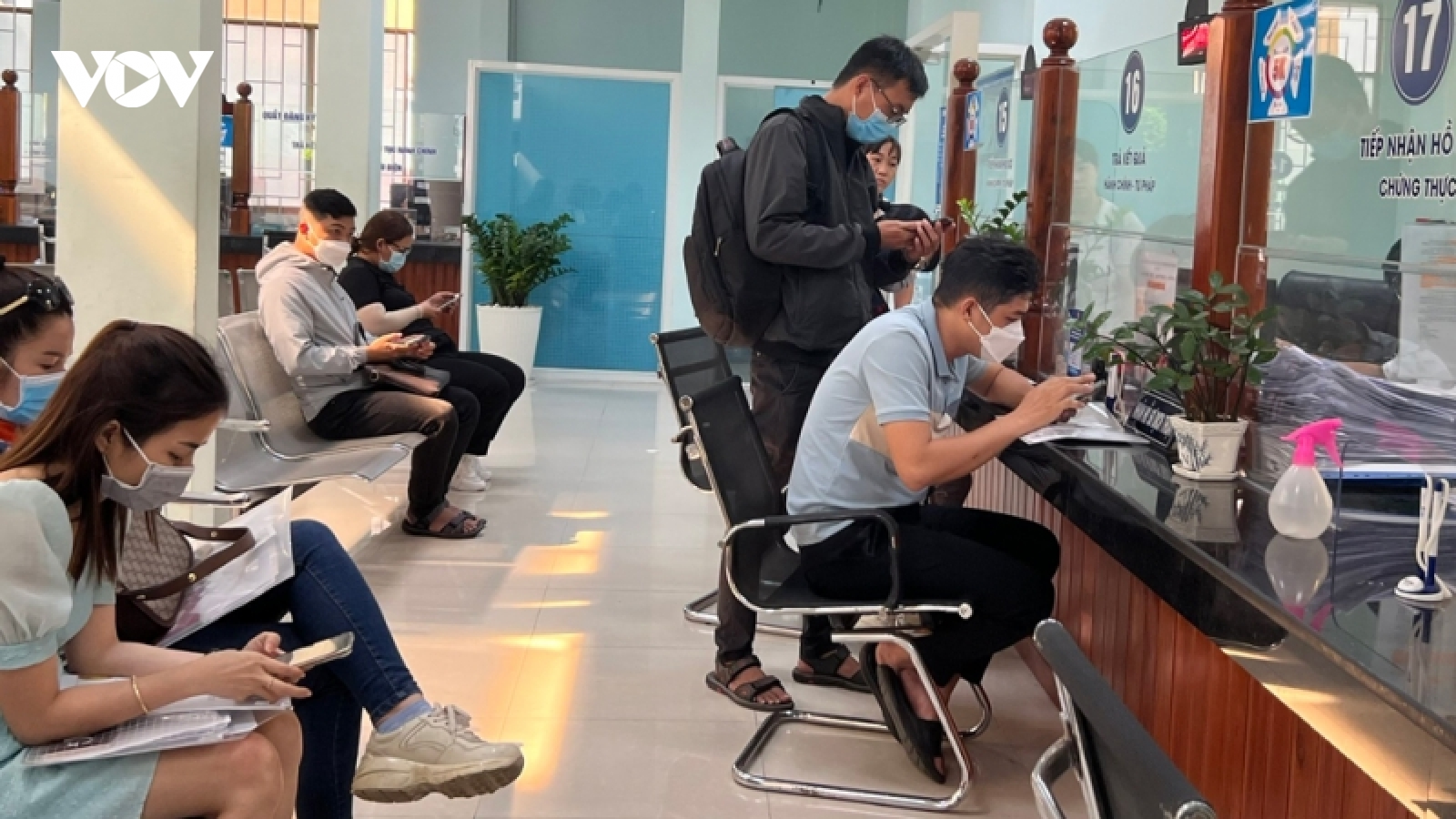 Bình Dương chỉ đạo tháo gỡ phiền phức cho người dân sau khi bỏ sổ hộ khẩu