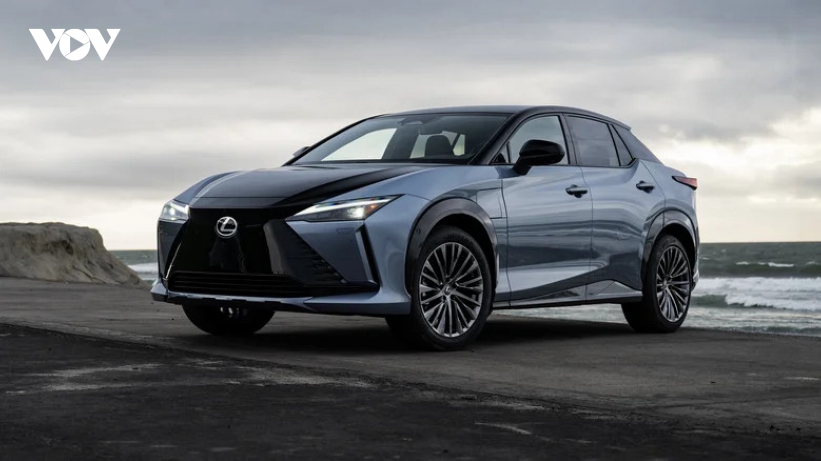 Lexus RZ mới có thể khiến người mua thất vọng nghiêm trọng