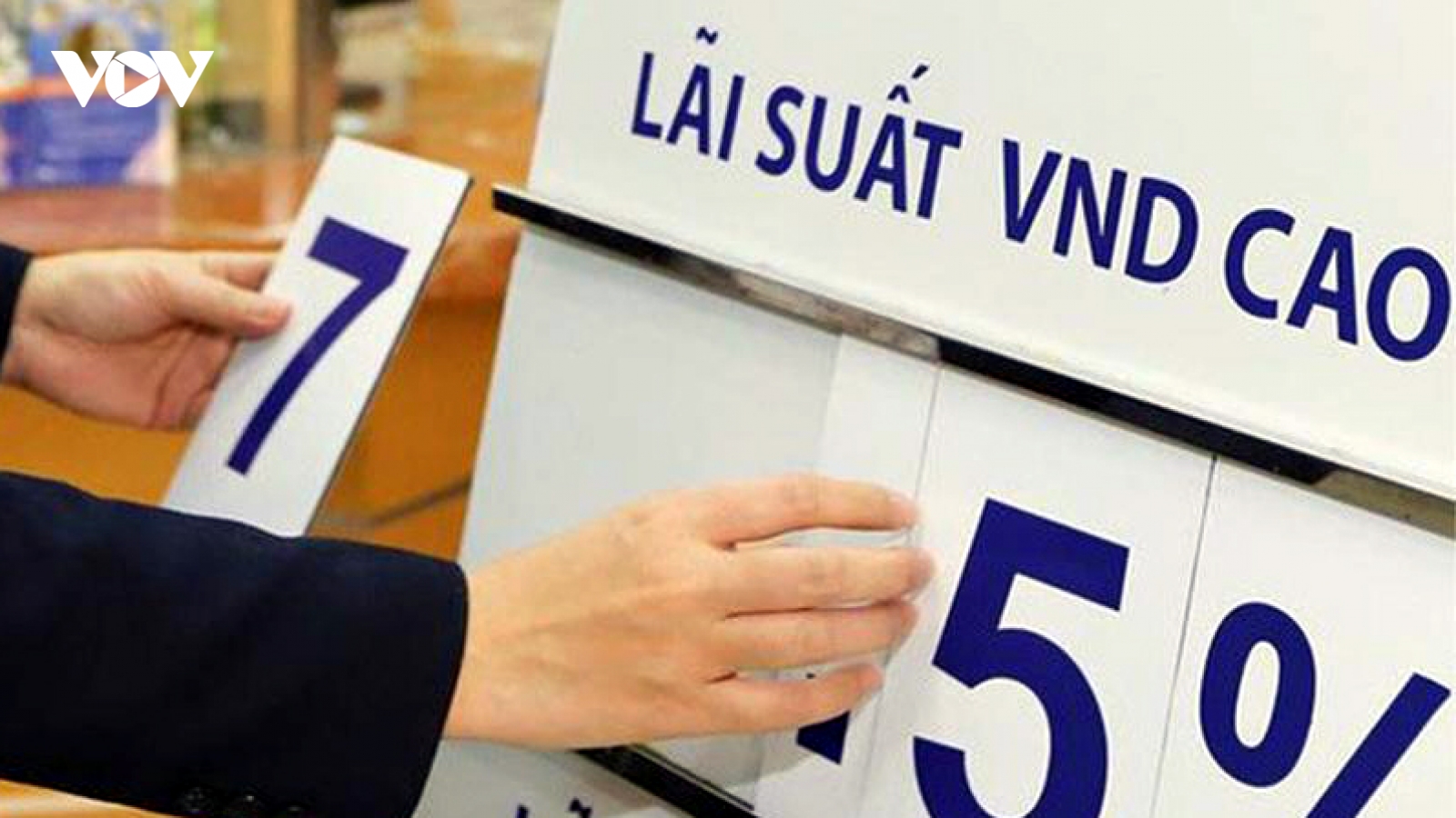 Lãi suất cho vay và huy động vẫn chênh lệch rất lớn