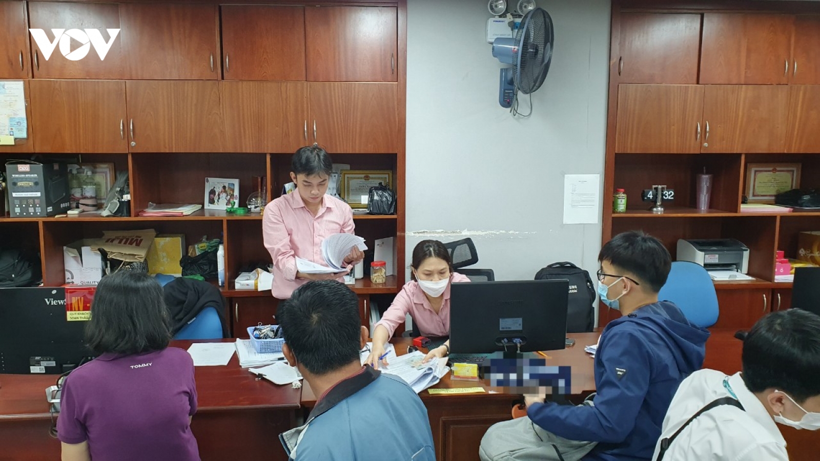 Đầu tàu kinh tế của cả nước: Khi cán bộ e sợ, cầu an