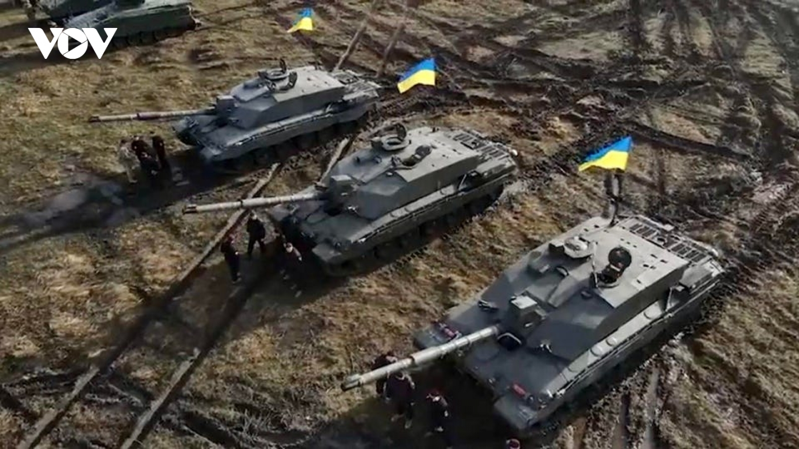 Sức mạnh xe tăng Challenger 2 của Anh mới được bàn giao cho Ukraine