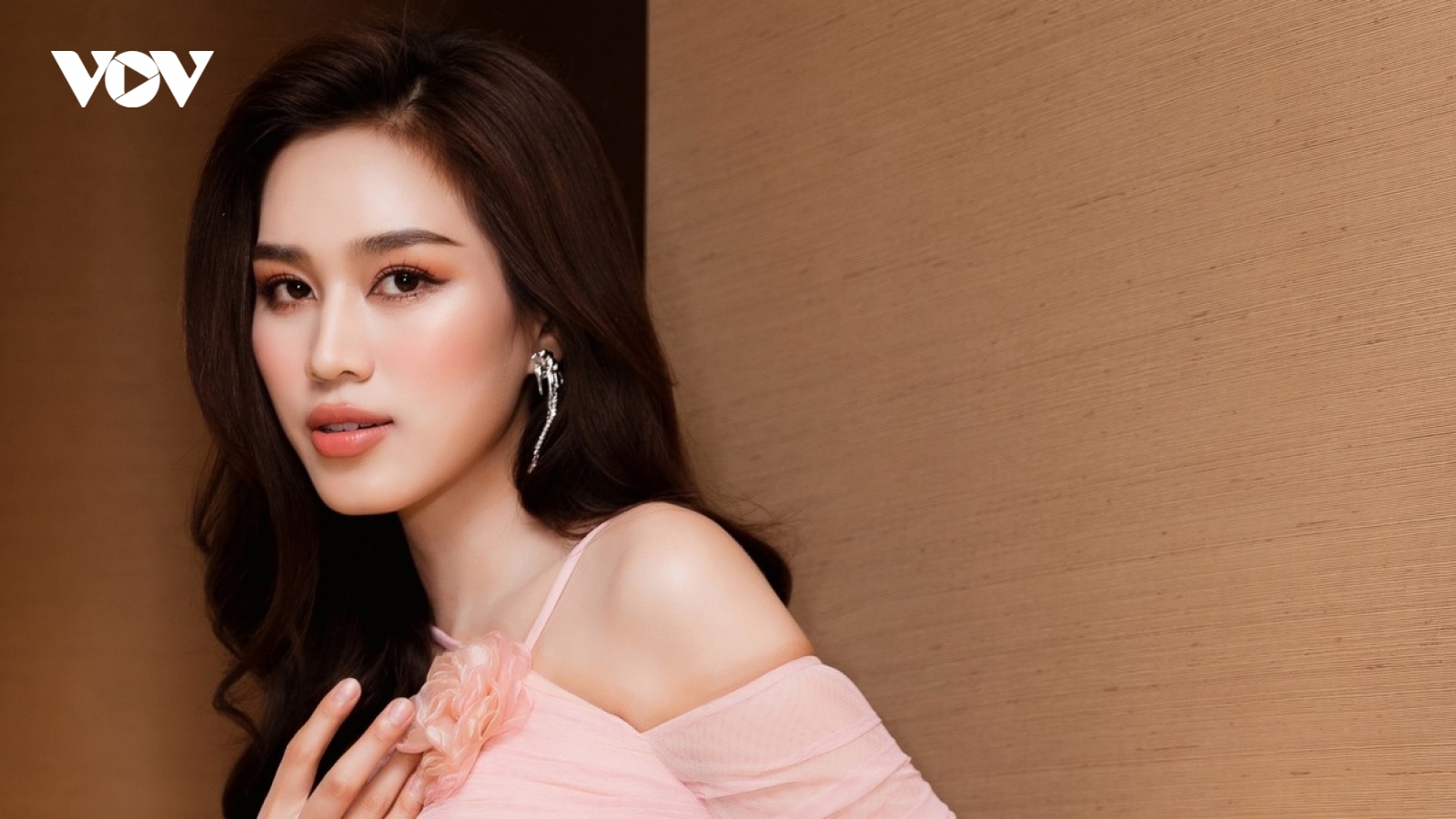 Hoa hậu Đỗ Thị Hà lọt đề cử "Vẻ đẹp vượt thời gian" của Missosology