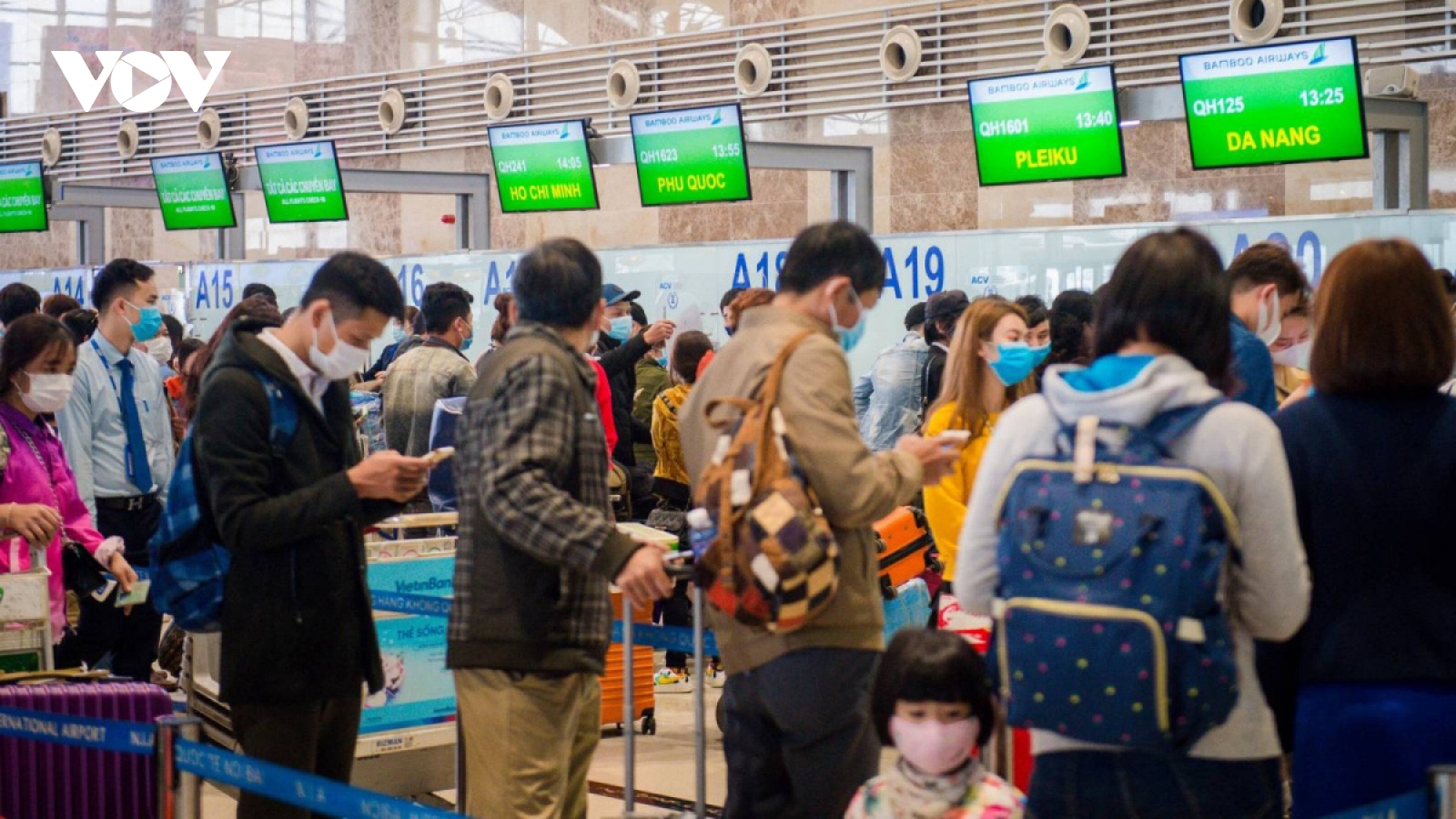 Hundreds of flights added amid surging holiday demand