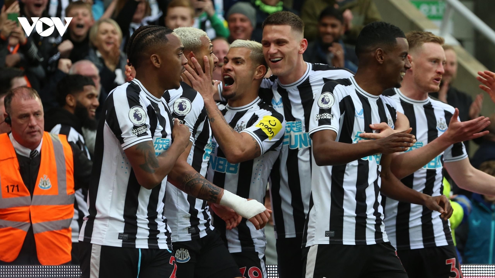 BXH Ngoại hạng Anh mới nhất: Newcastle vượt mặt MU sau trận đại thắng Tottenham