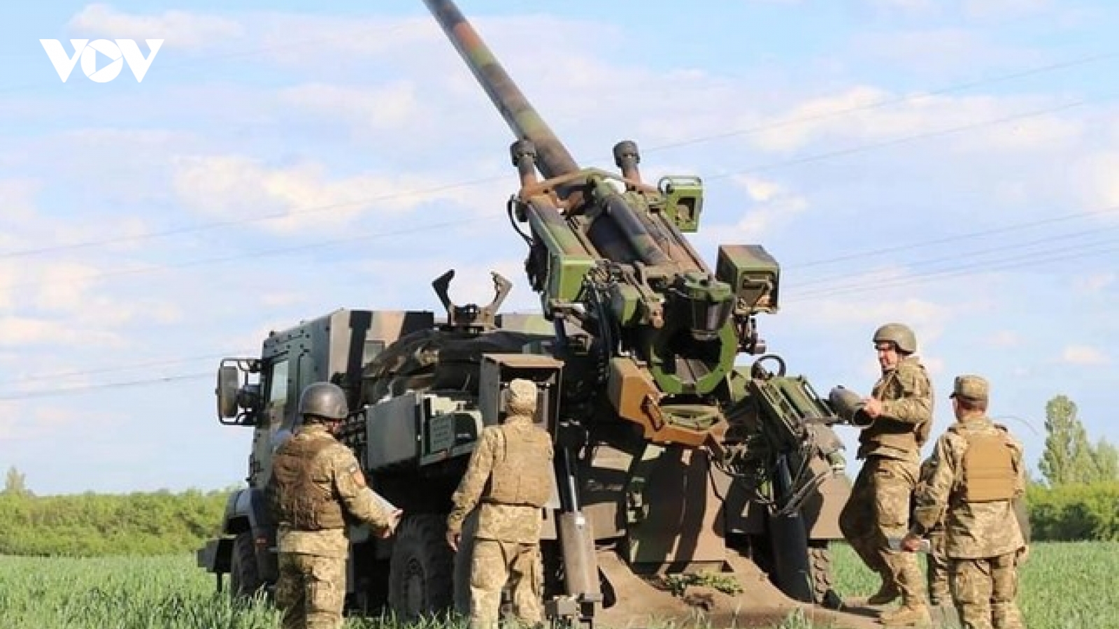 Pháp tăng cường sản xuất vũ khí khi nhu cầu lựu pháo tại Ukraine gia tăng