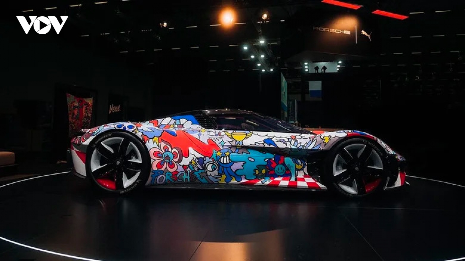 Khám phá chiếc Porsche Vision GT được vẽ tay theo phong cách hoạt hình
