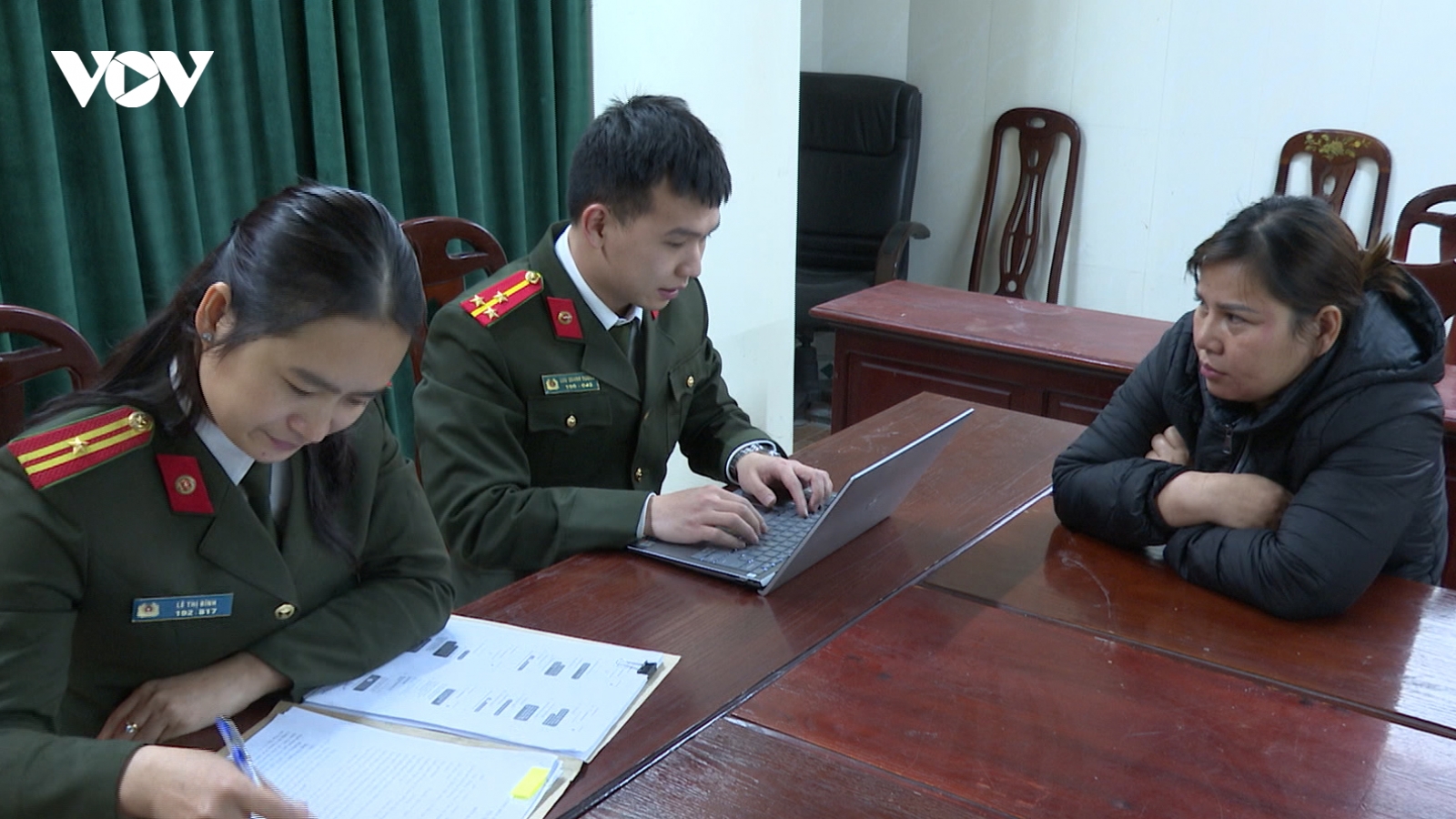 Giả mạo có bố là tướng công an, lừa đảo chiếm đoạt hơn 3 tỷ đồng