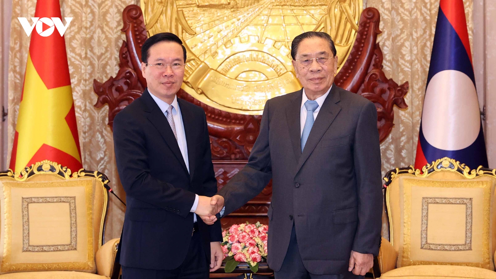 Nguyên lãnh đạo Lào: Tiếp tục vun đắp mối quan hệ hữu nghị đặc biệt Việt-Lào