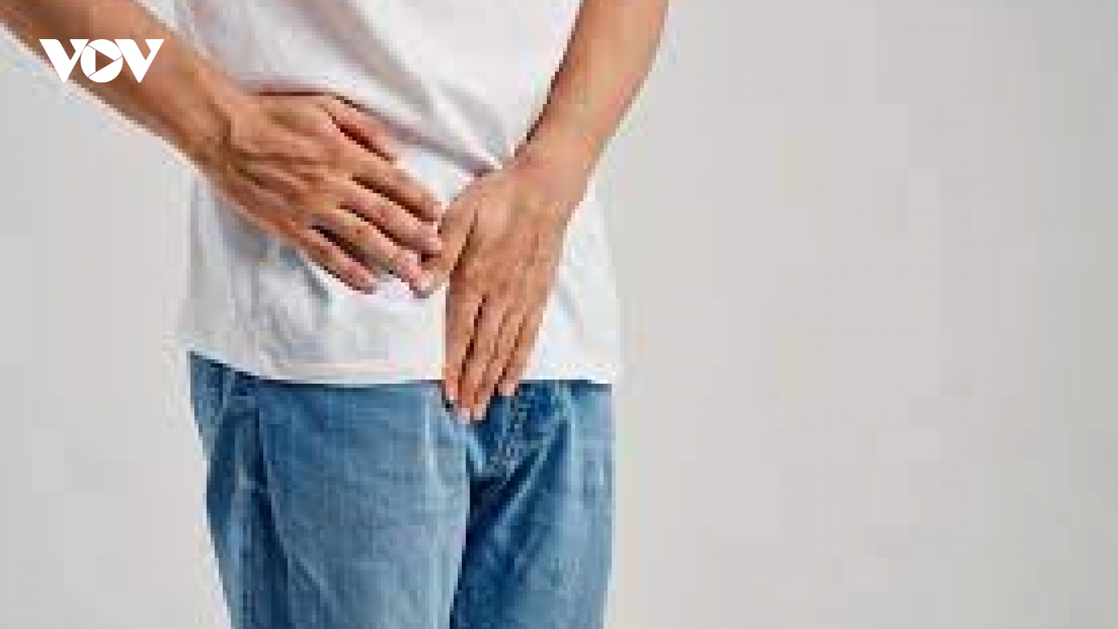 Đàn ông cương cứng quá lâu có nguy hiểm?
