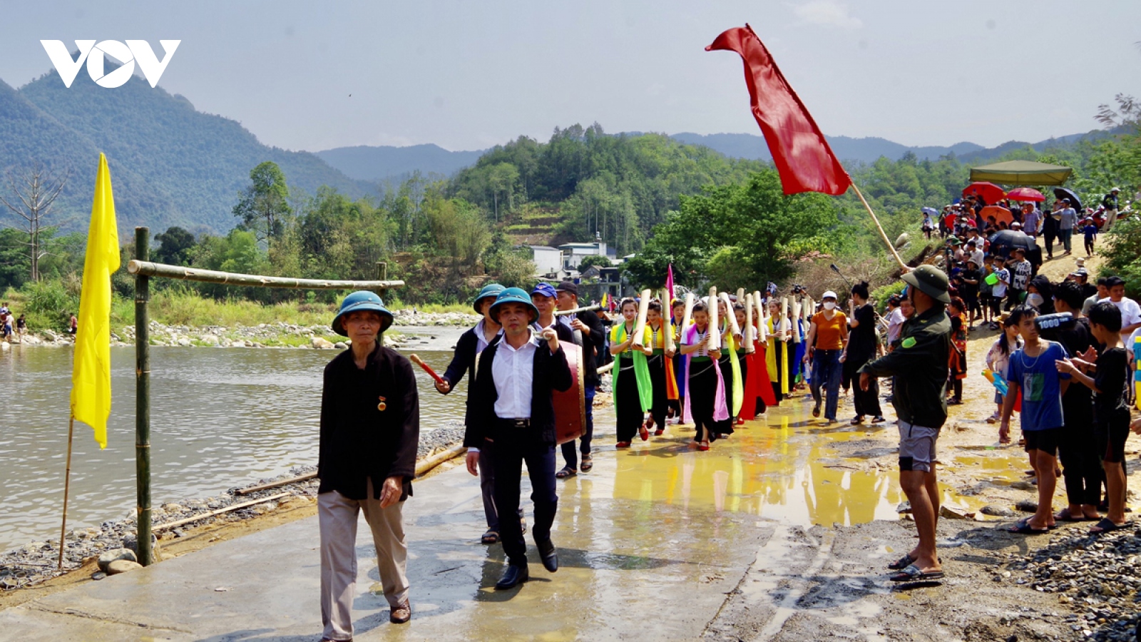 Rộn ràng lễ hội Then Kin Pang của người Thái trắng ở Lai Châu