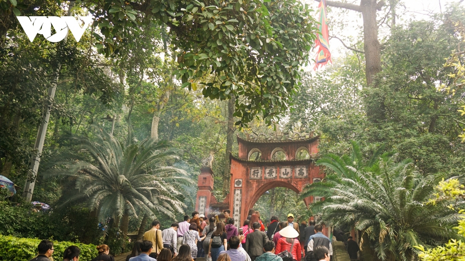 Đến đền Hùng dịp giỗ tổ 2023