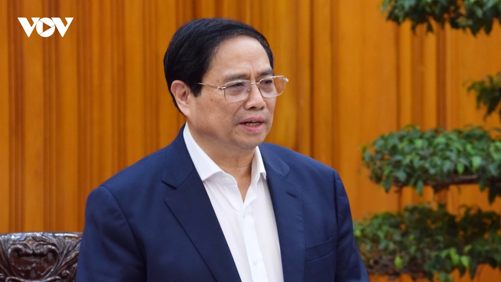 Thủ tướng chủ trì họp bàn giải pháp giảm lãi suất cho vay, thị trường trái phiếu