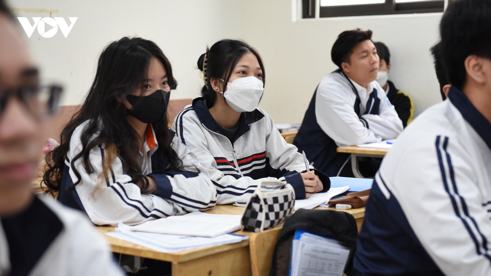 Ca mắc Covid-19 tại Hà Nội tăng: Phụ huynh, nhà trường "bật" chế độ phòng dịch