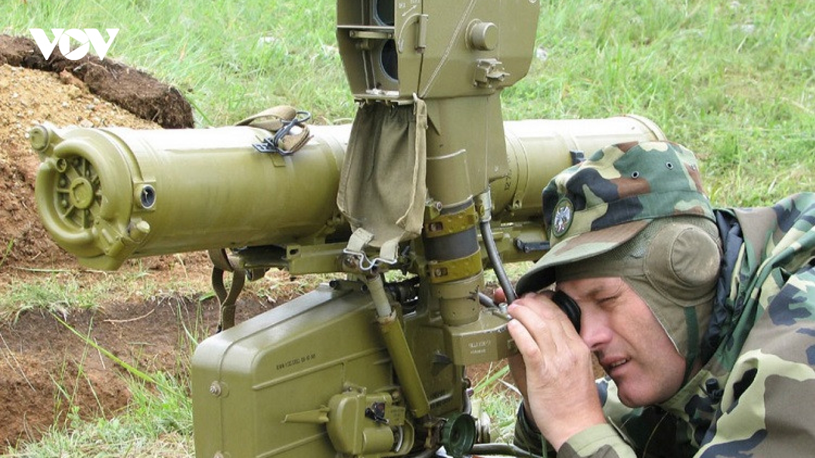 Nga phóng tên lửa chống tăng Fagot, bắn hạ cụm bộ binh của Ukraine