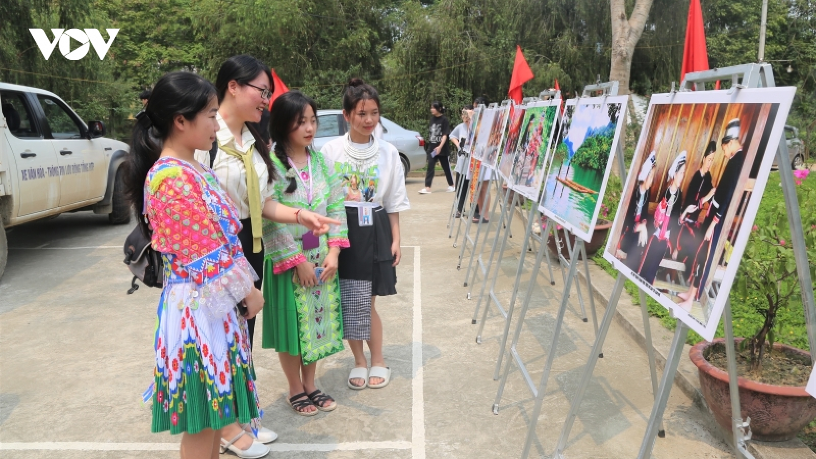 Rực rỡ sắc màu văn hóa Bắc Kạn