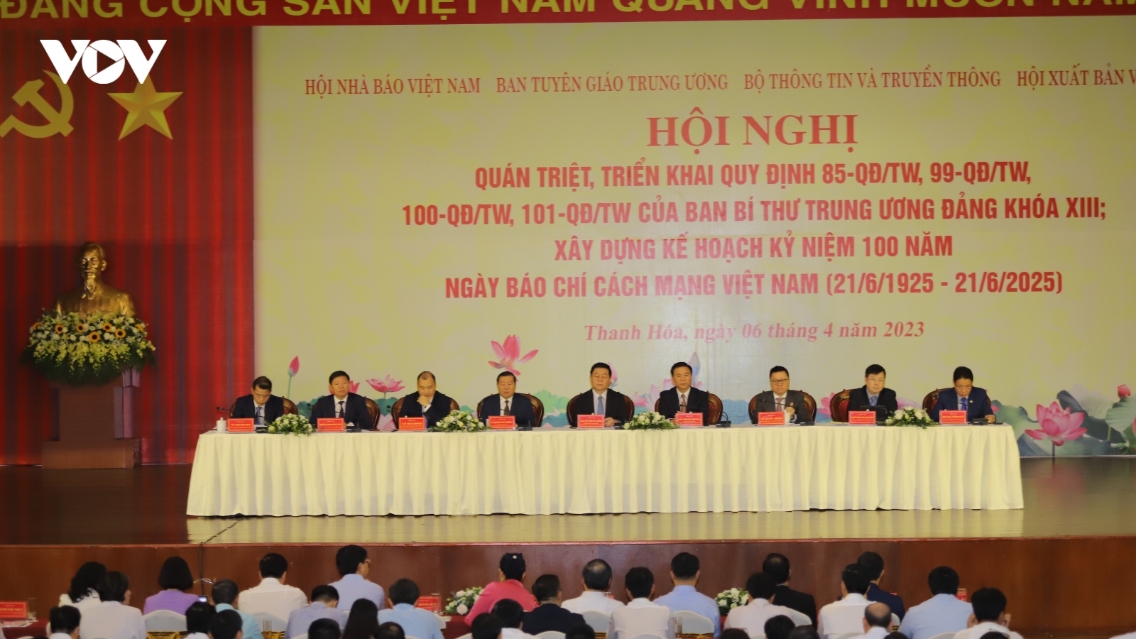 Trưởng Ban Tuyên giáo Trung ương: Sử dụng mạng xã hội phải văn minh, hiện đại