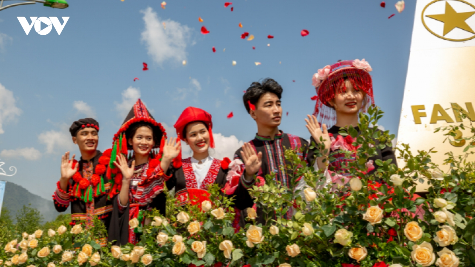 30/4 tới Sun World Fansipan Legend, lạc vào xứ sở hoa hồng trong mây