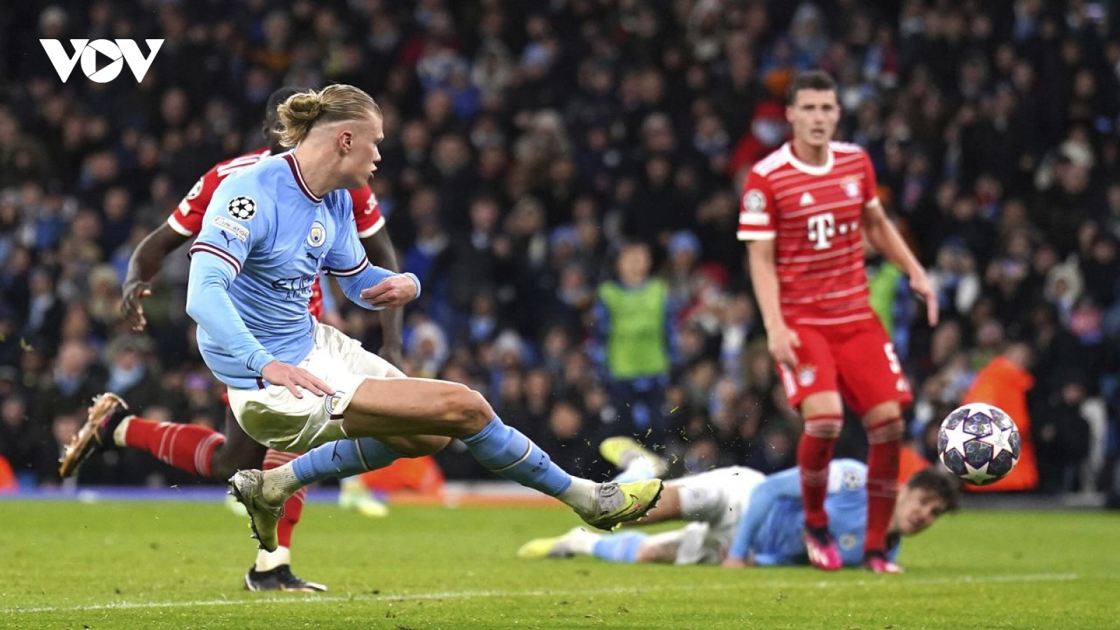 Lịch thi đấu bóng đá hôm nay 19/4: Man City đại chiến Bayern Munich