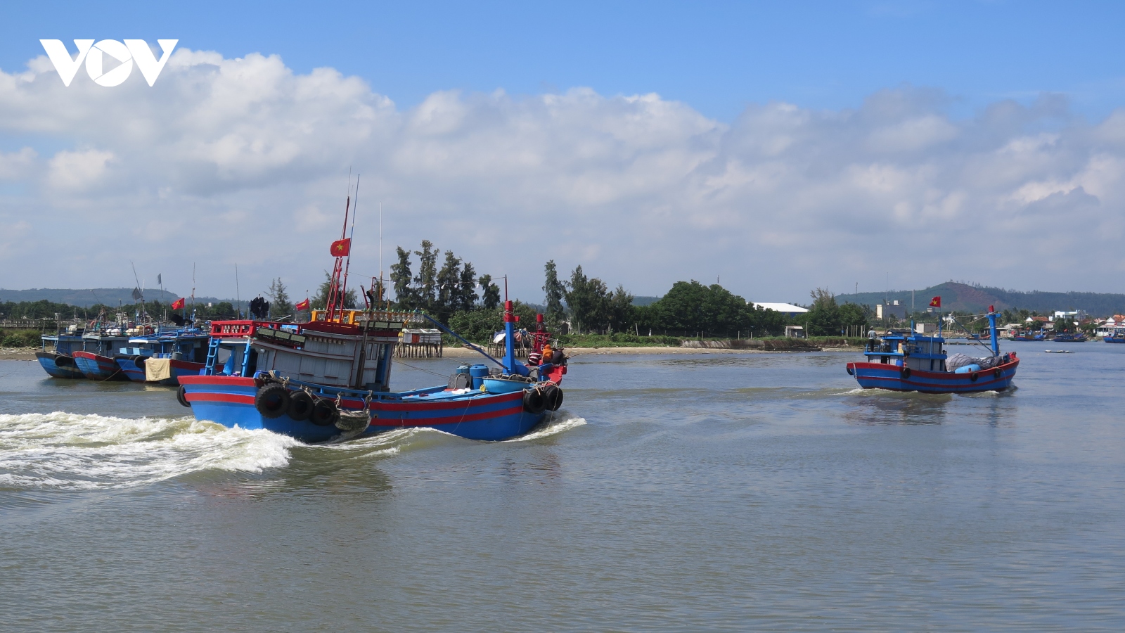 “Đi từng ngõ, gõ từng tàu”, tập trung gỡ thẻ vàng EC