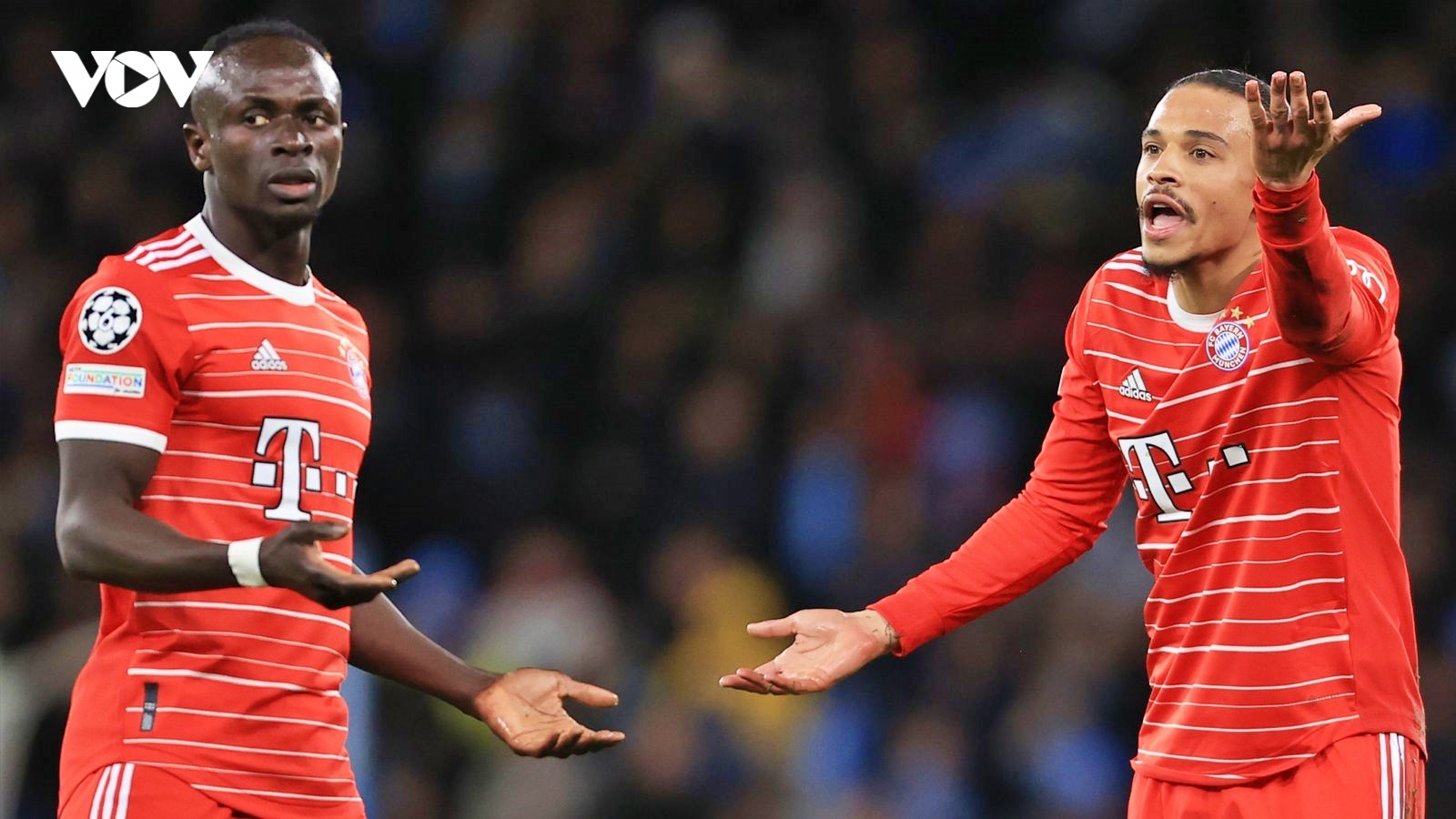 Sadio Mane đấm đồng đội chảy máu sau trận thua Man City