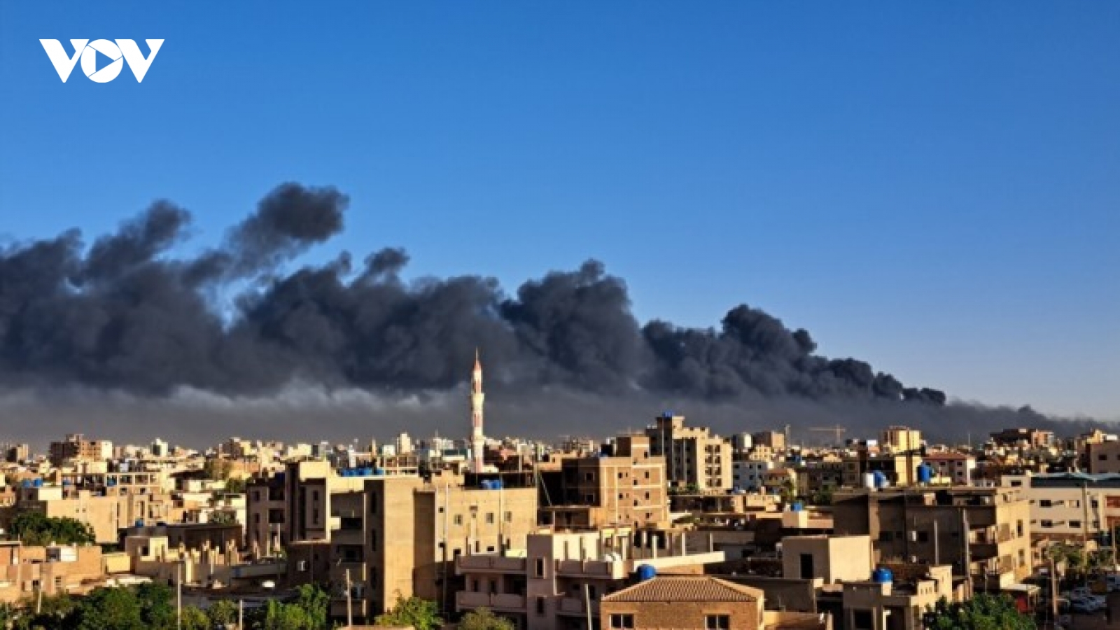 Trung Quốc điều chiến hạm đưa công dân sơ tán khỏi Sudan