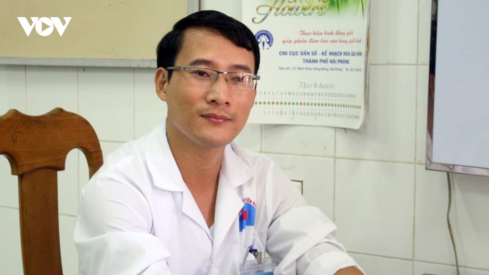 Đề xuất nâng lương khởi điểm cho bác sĩ, nhân viên y tế khu vực biên giới, hải đảo