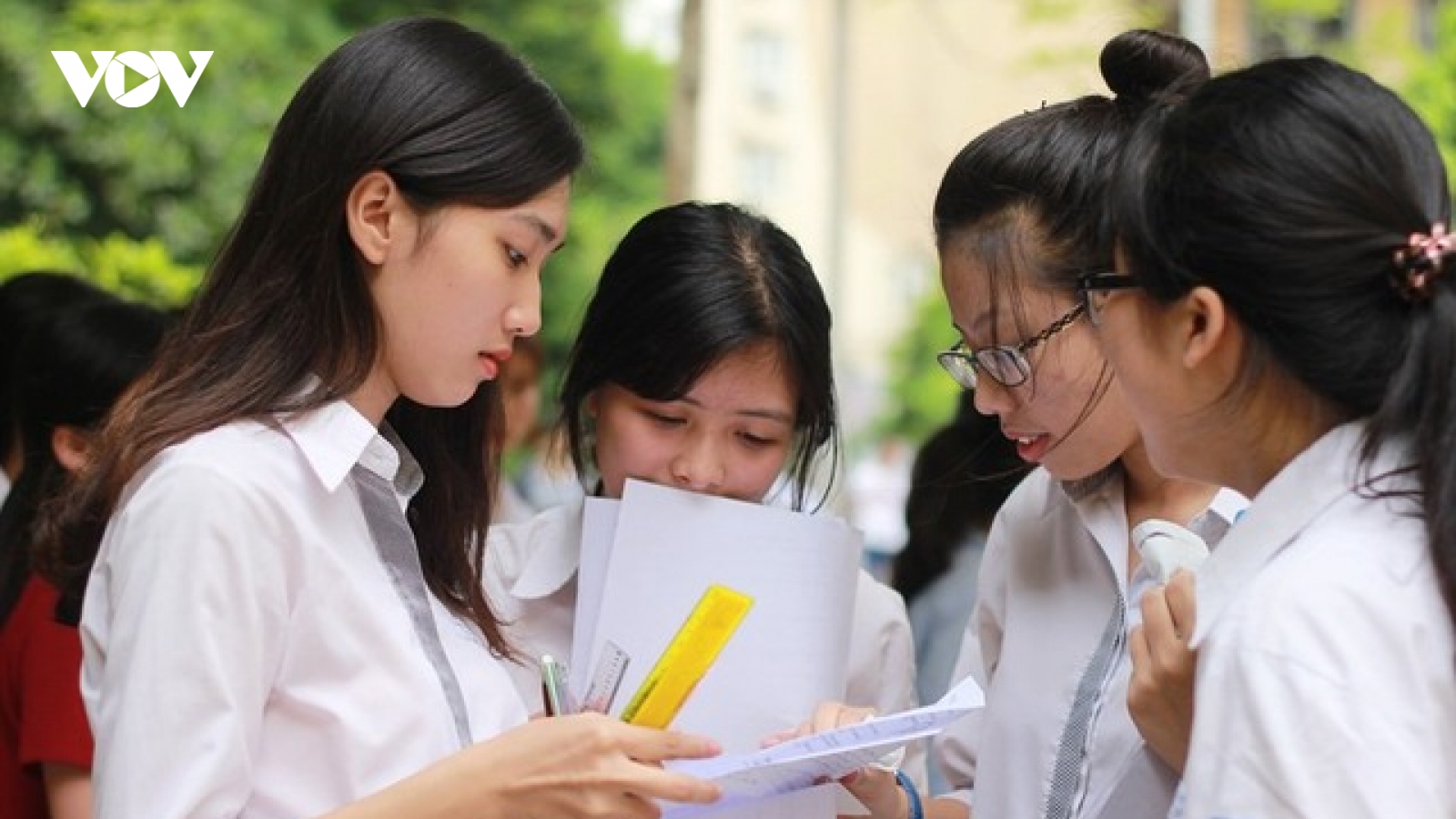 Thí sinh nào được miễn thi ngoại ngữ trong xét tốt nghiệp THPT 2023?
