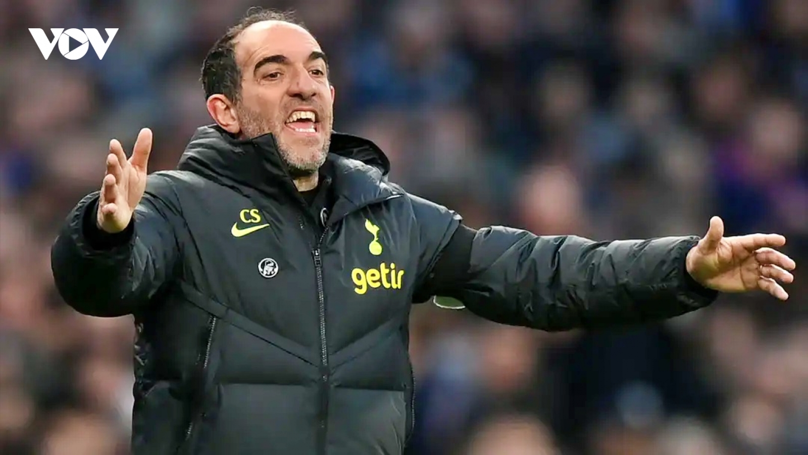 Tottenham có HLV tạm quyền mới trước trận đấu với MU