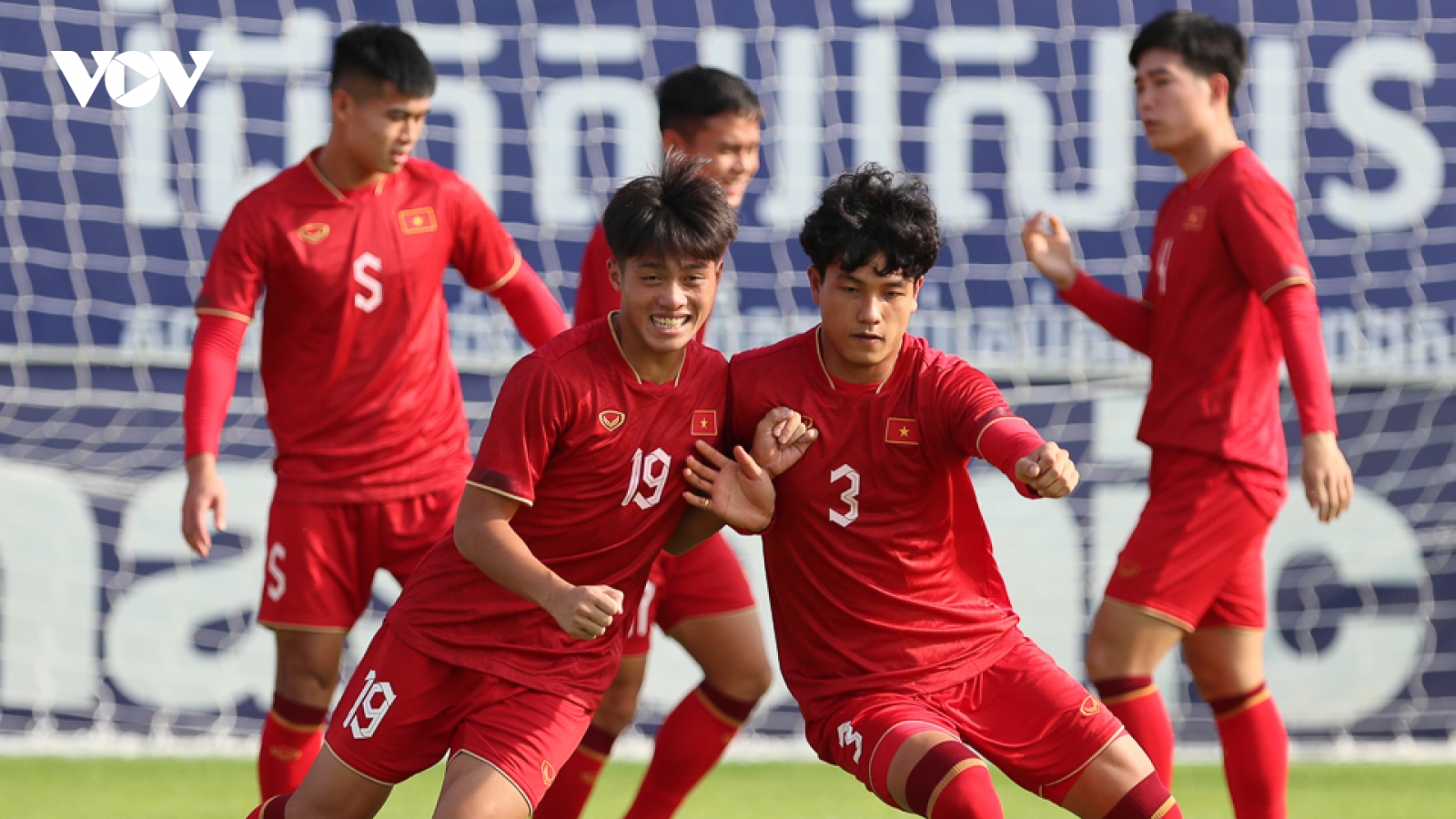 Lịch thi đấu bóng đá hôm nay: U22 Việt Nam đá trùng giờ với MU, Man City
