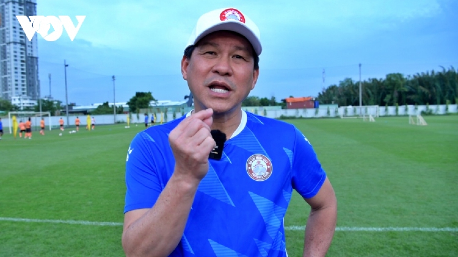 HLV Vũ Tiến Thành bị VPF “tuýt còi” vì chê Cúp Quốc gia là “giải phường”