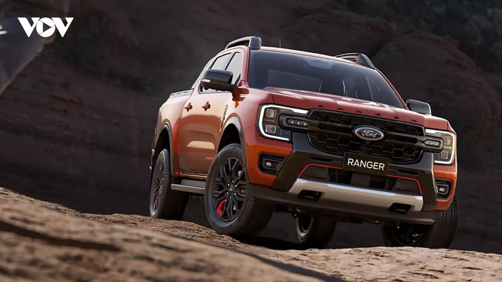 Ảnh chi tiết Ford Ranger Stormtrak vừa ra mắt