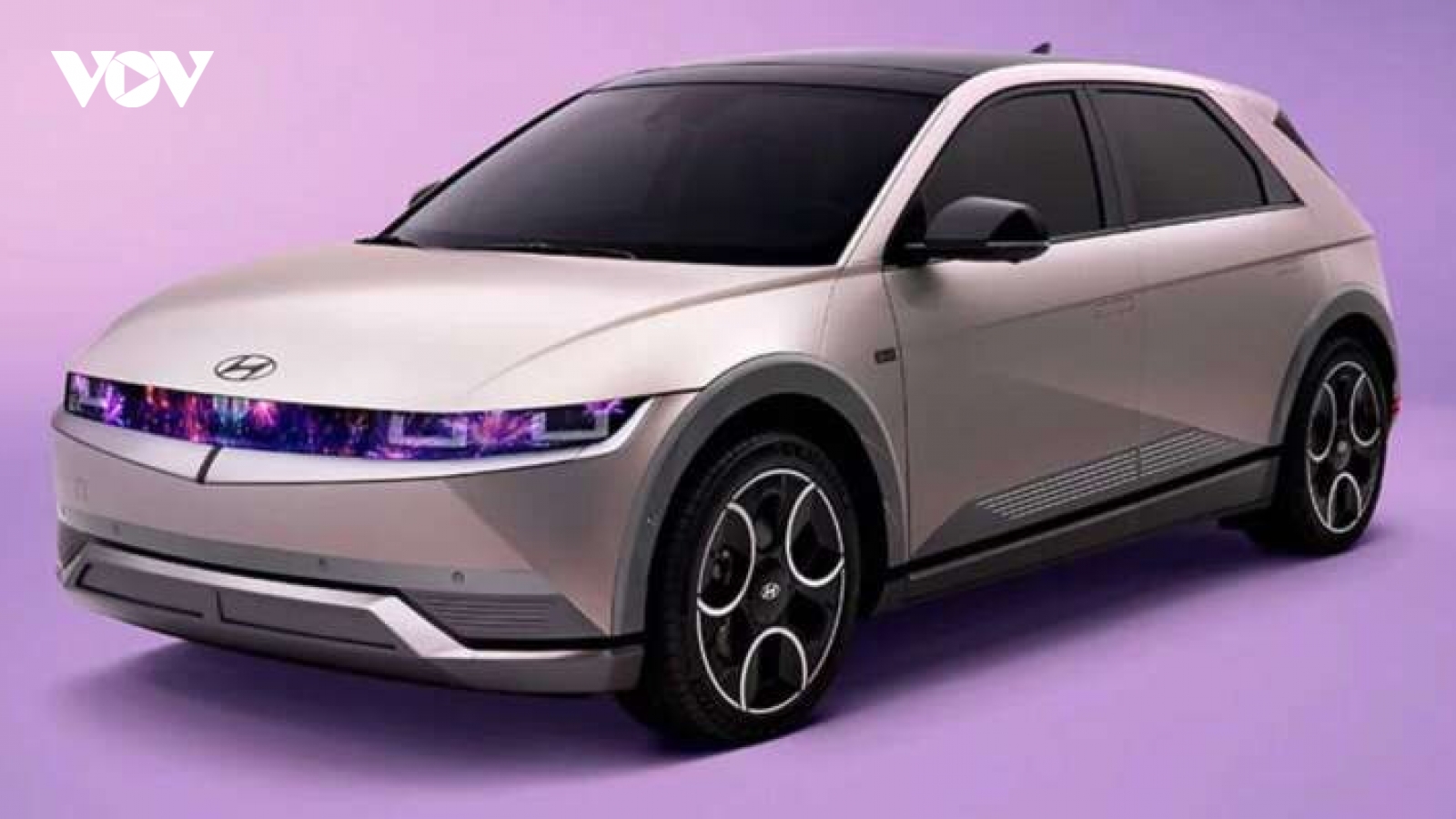 Ra mắt Hyundai Ioniq 5 phiên bản kỷ niệm 100 năm thành lập Disney