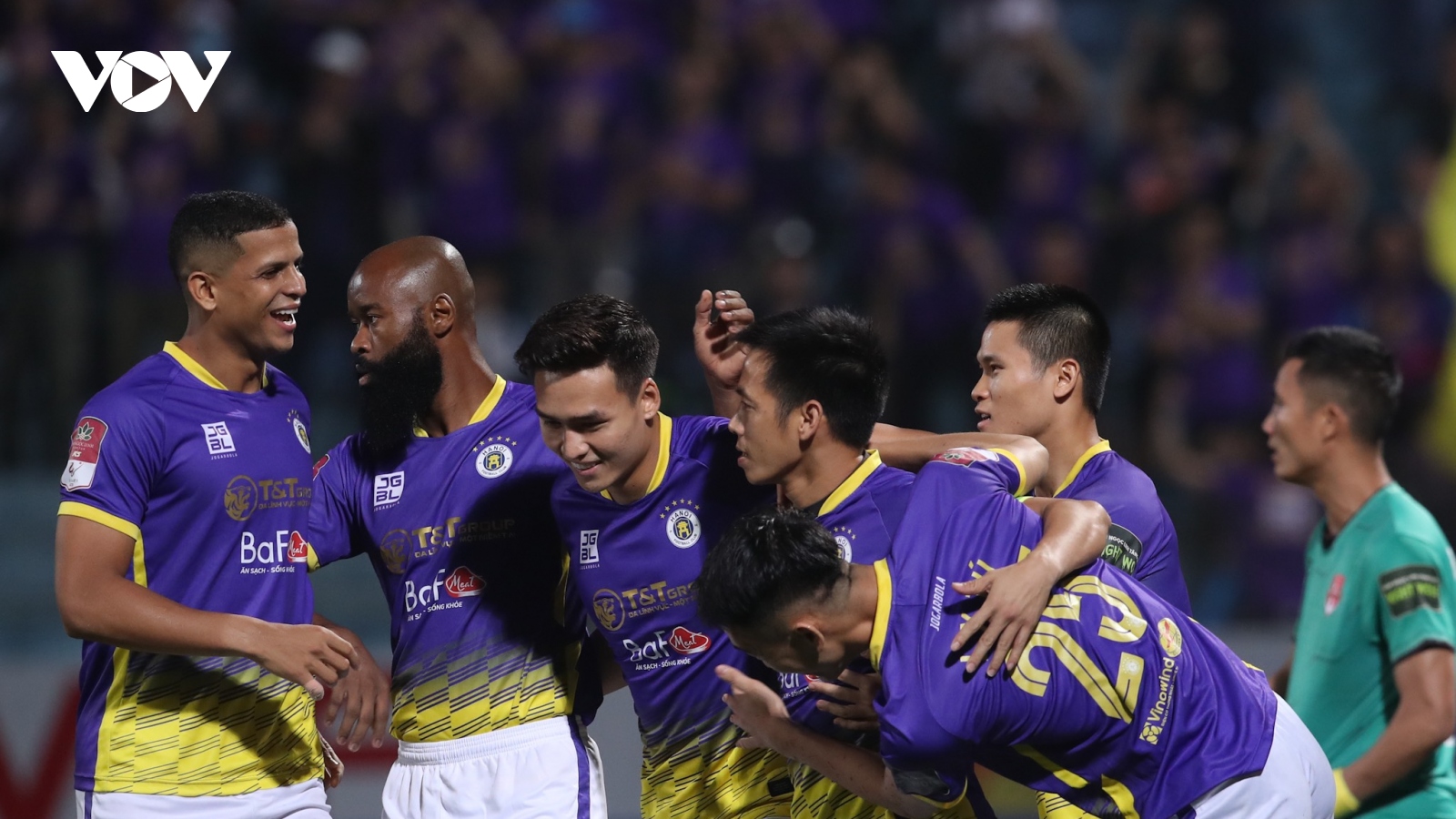 Kết quả vòng 6 V-League 2023: Hà Nội FC "hủy diệt" Hải Phòng FC trong pháo sáng