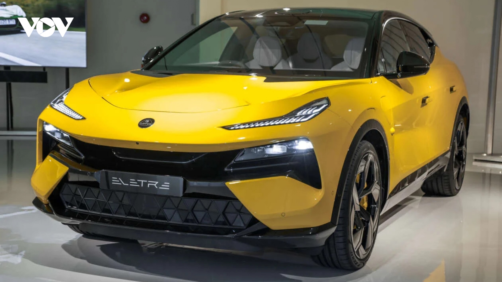 Lotus Eletre - mẫu xe chạy điện động cơ kép nhanh nhất trên thế giới