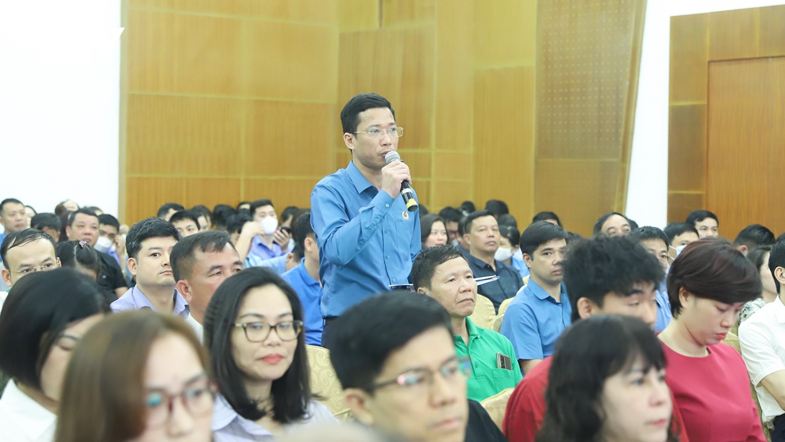 Cử tri công nhân tỉnh Quảng Ninh kiến nghị sửa Luật bảo hiểm xã hội