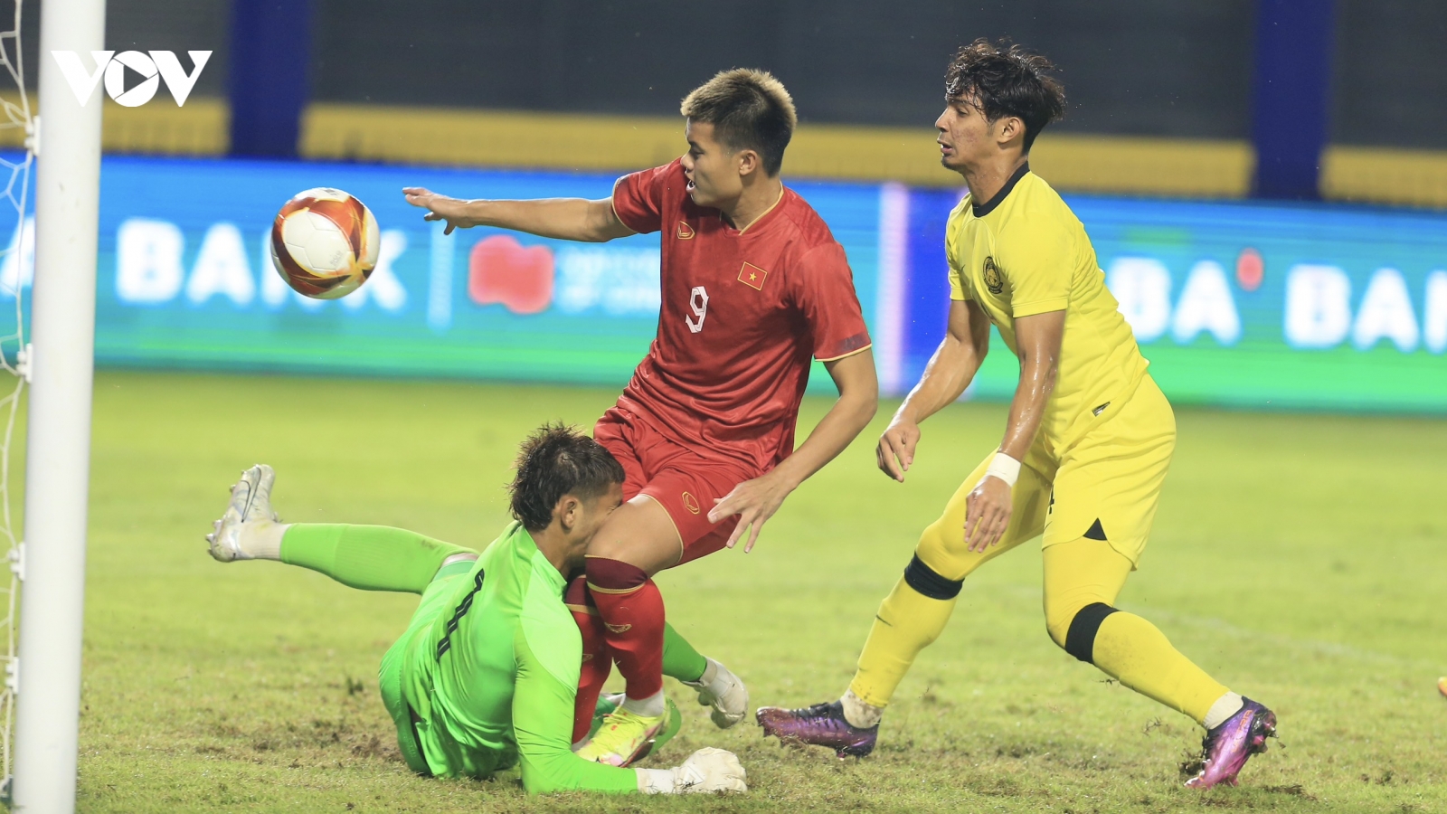 Những diễn biến "điên rồ" giúp U22 Việt Nam giành vé sớm vào bán kết SEA Games 32