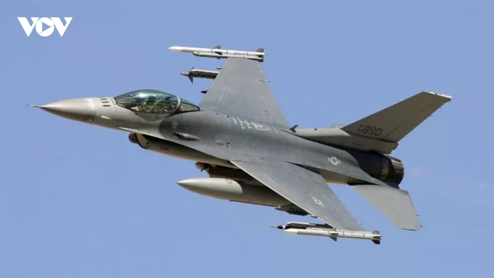 Ukraine cần tới 100 tiêm kích F-16 để đẩy lùi Nga