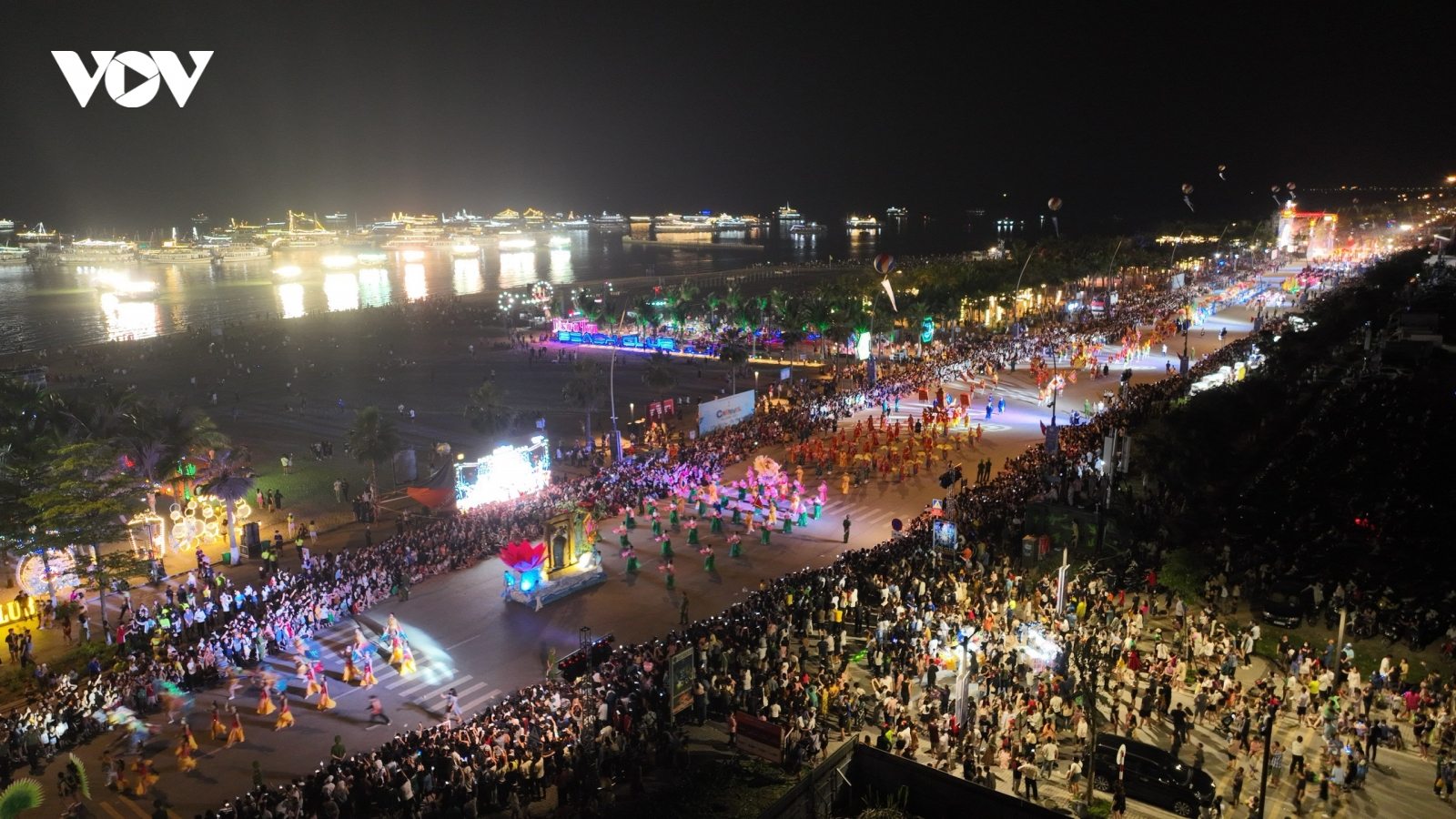 Carnaval Hạ Long và hành trình 15 năm kết nối sắc màu văn hóa
