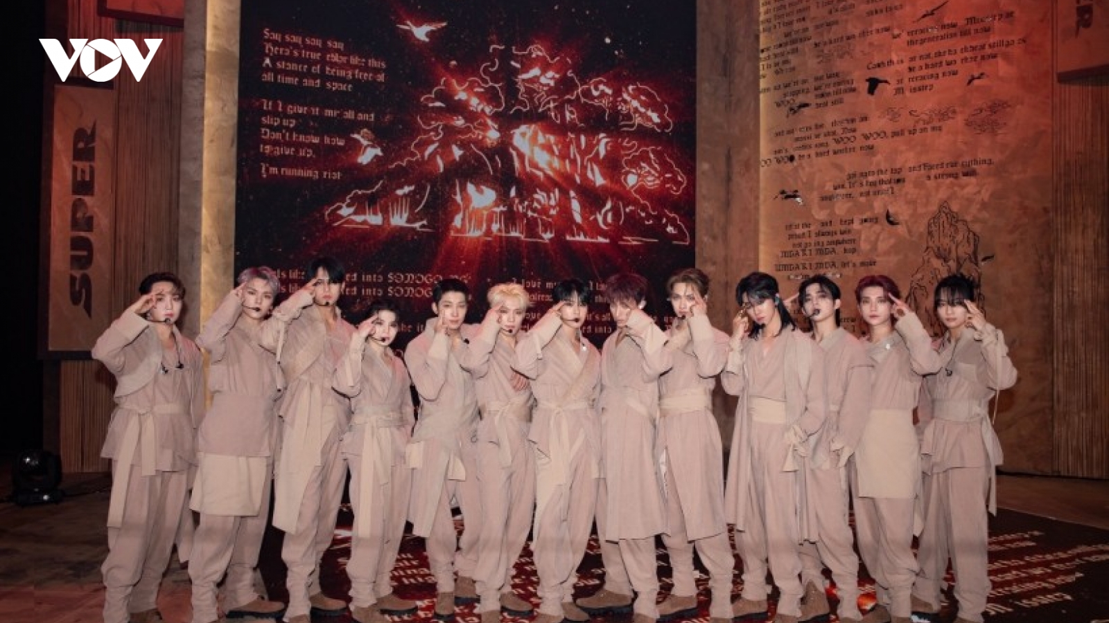 Album 'FML' của SEVENTEEN trở thành Album K-pop đầu tiên đạt kỷ lục