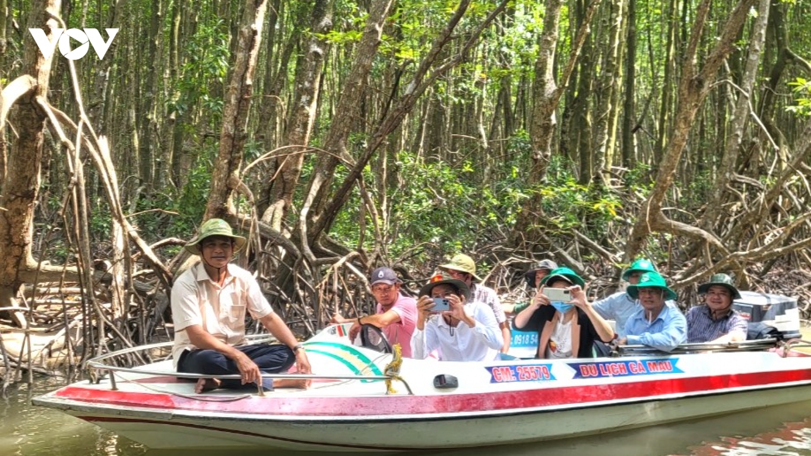 Du khách đến Cà Mau dịp nghỉ lễ năm nay tăng hơn gấp đôi so với năm ngoái