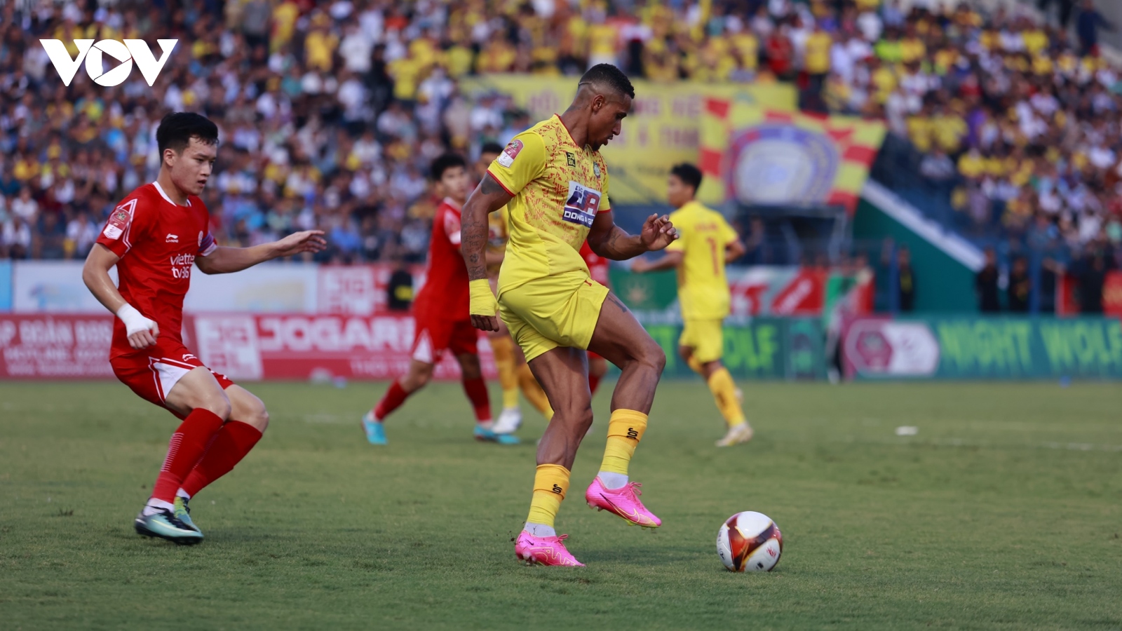 Trực tiếp Thanh Hóa 1-2 Viettel FC: Cú sốc tại sân Thanh Hóa