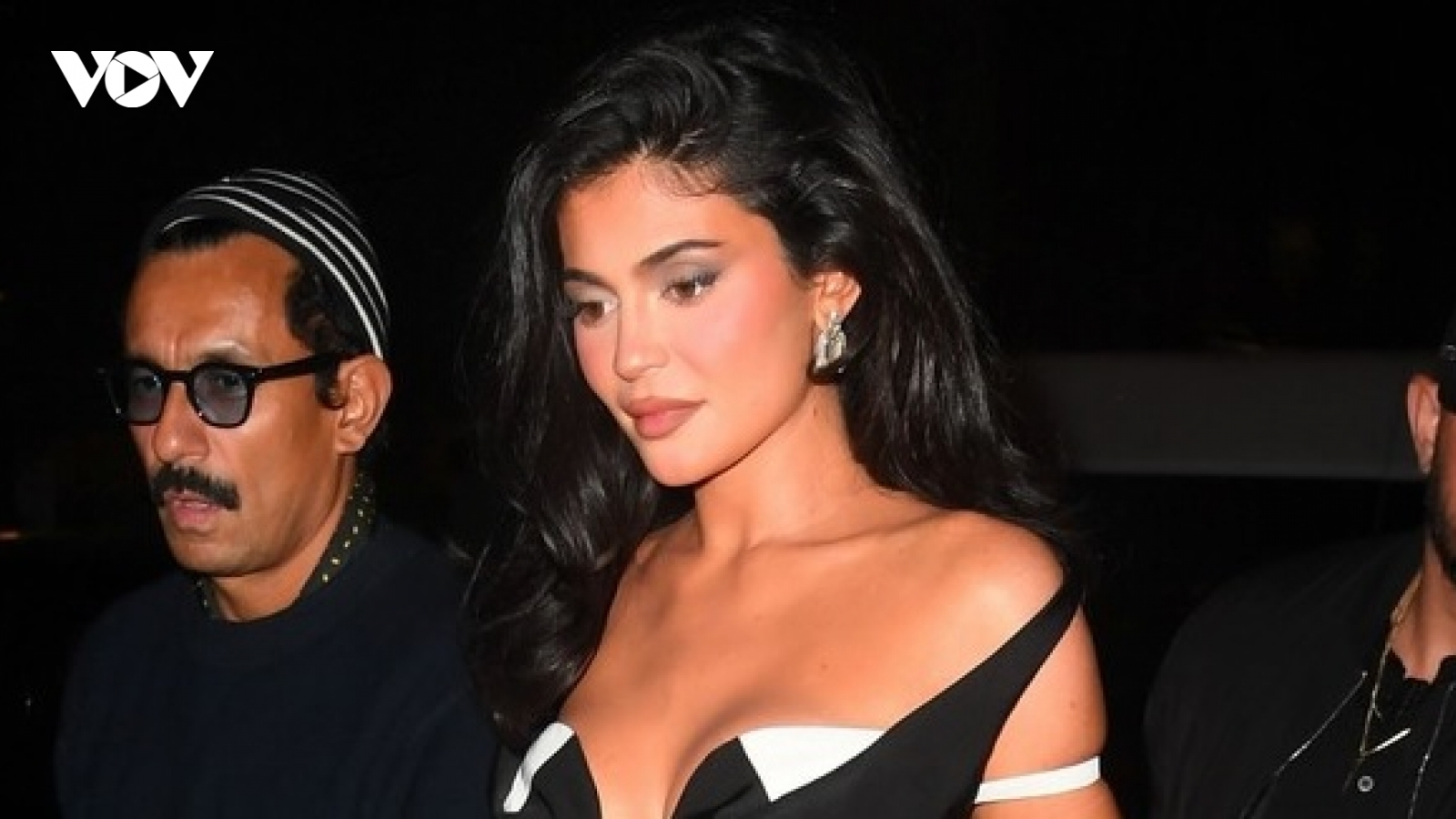 Kylie Jenner gợi cảm dự tiệc hậu Met Gala 2023