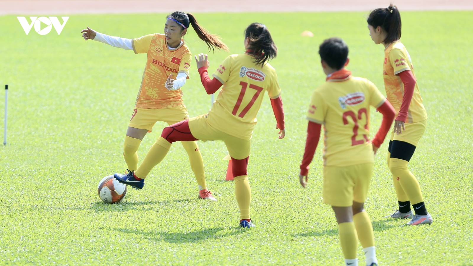 ĐT nữ Việt Nam tràn đầy tự tin trước trận mở màn ở SEA Games 32