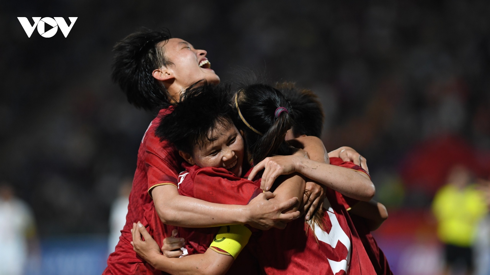Huỳnh Như và Thanh Nhã xé lưới Myanmar, ĐT nữ Việt Nam giành HCV SEA Games 32