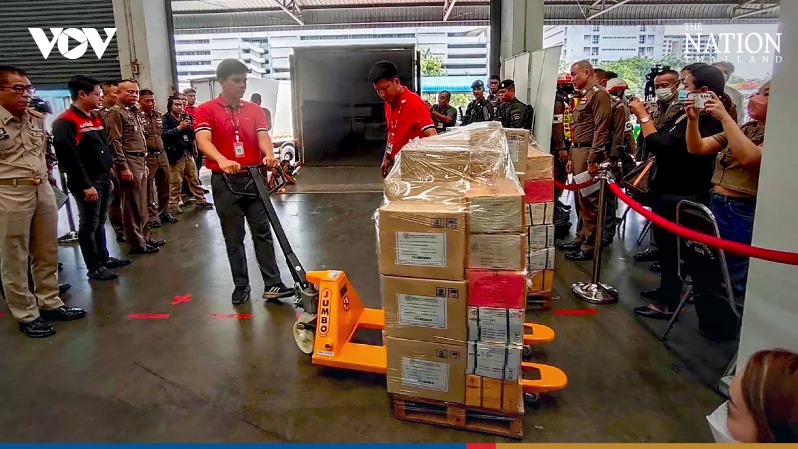 Thái Lan thắt chặt an ninh, ngăn ngừa hành vi giả mạo phiếu bầu trước ngày bầu cử sớm