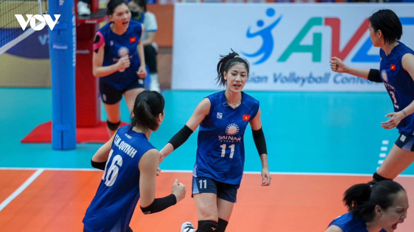 Thắng CLB Trung Quốc, bóng chuyền nữ Việt Nam làm nên lịch sử trước khi dự SEA Games
